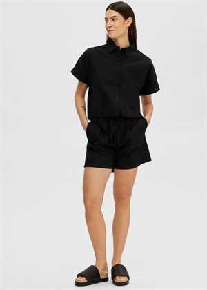 Blair lilo mw shorts Sort Selected Femme 